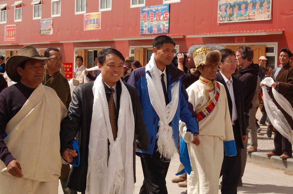 Begrüssung des neuen chinesischen Kreisvorstehers aus Shanghai (2. von links) (August 2007) Begrüssung des neuen chinesischen Kreisvorstehers aus Shanghai (2. von links) (August 2007)